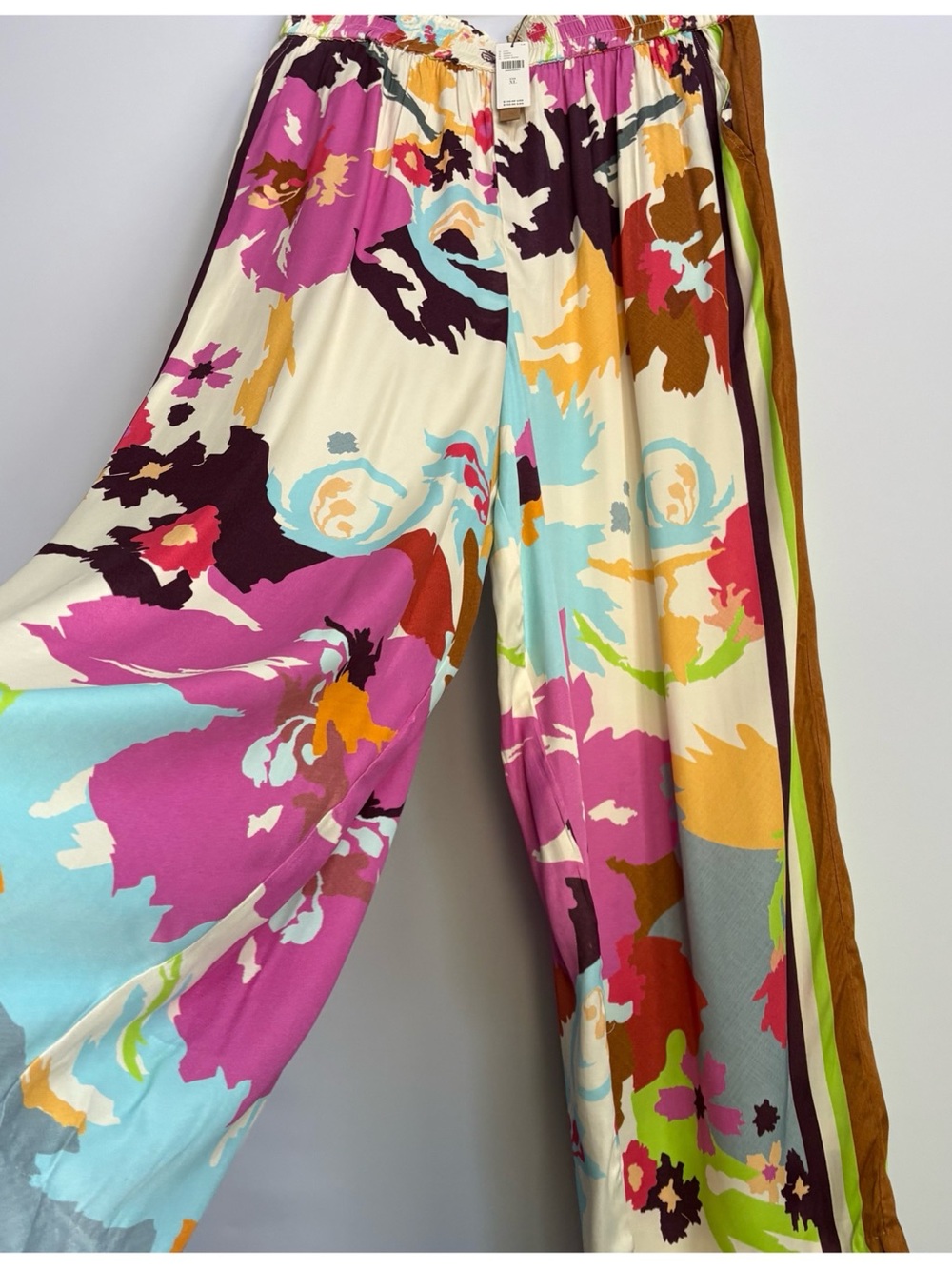 NWT Anthro Conditions Apply Imara Satin Vibrant Floral Print Wide-Leg Pants , XL - Picture 7 of 11